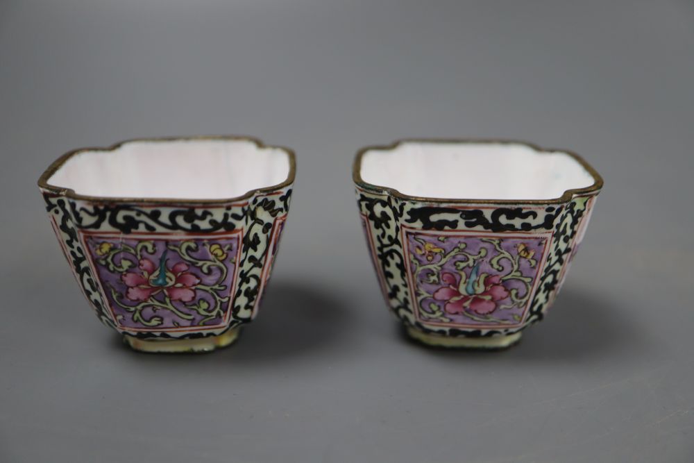 Two Canton enamel tea bowls, 19th century, height 3.5cm